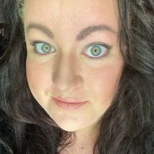 Meet your Posher, Karla